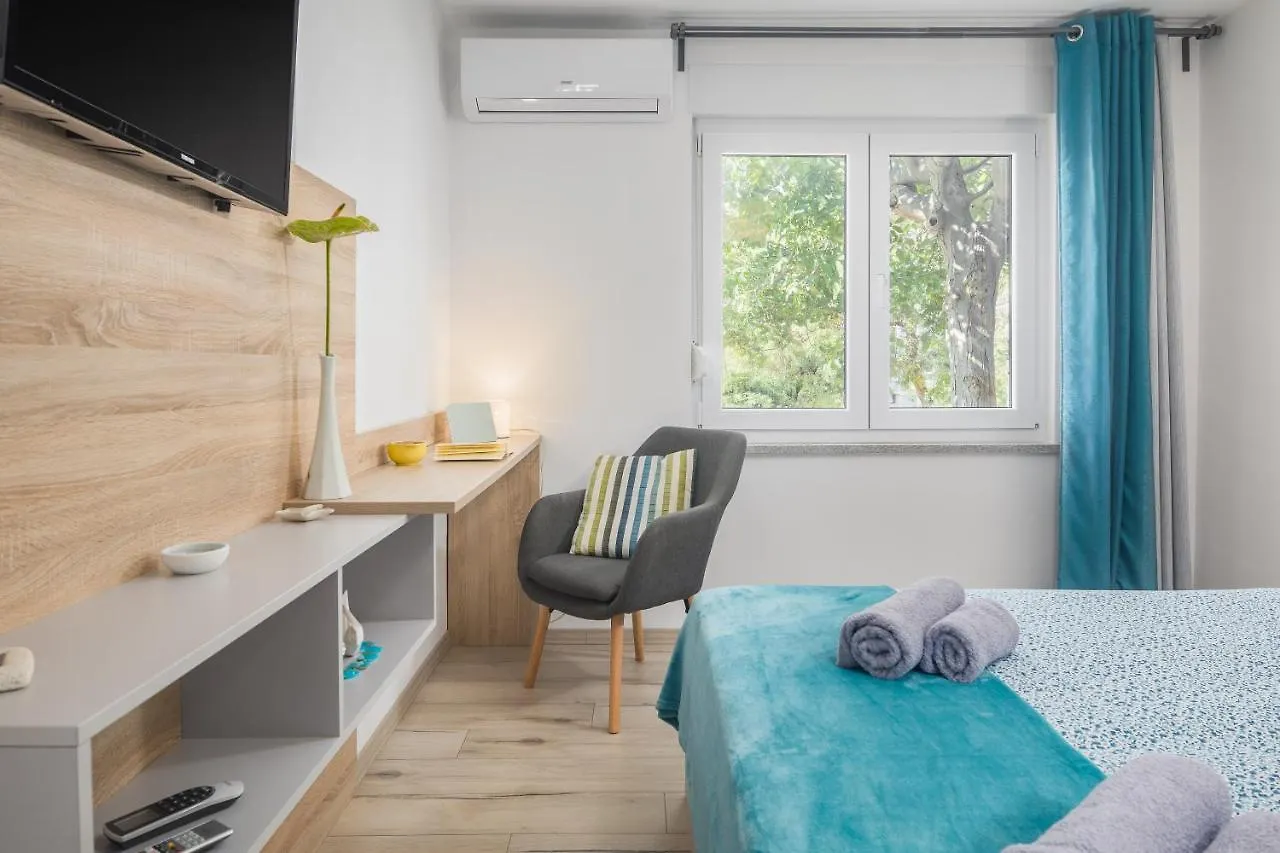 App***Max Apartment Pula
